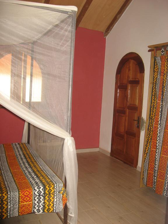 Babao Hotel M'Bour Værelse billede
