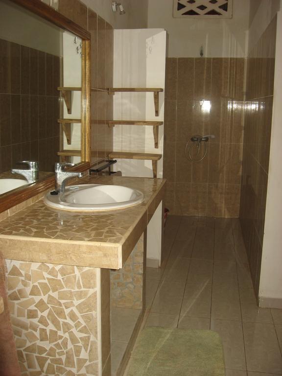 Babao Hotel M'Bour Værelse billede