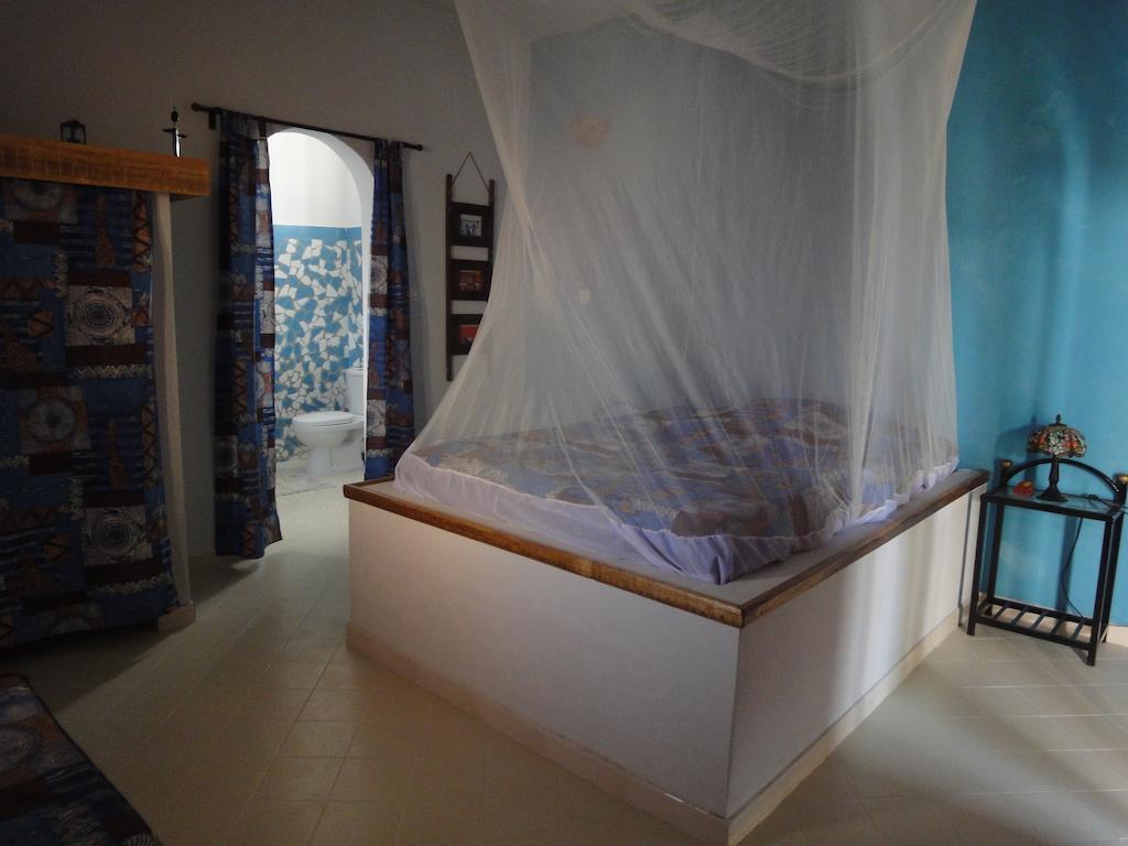 Babao Hotel M'Bour Værelse billede